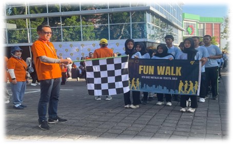 "Fun Walk AK-Tekstil Solo 2024: Merayakan Dies Natalis Kesembilan dengan Beragam Aktivitas"