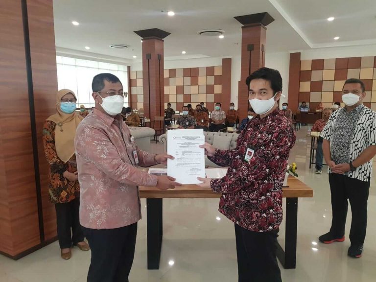 Penandatanganan Pernyataan Pembangunan Zona Integritas menuju Wilayah Bebas Korupsi