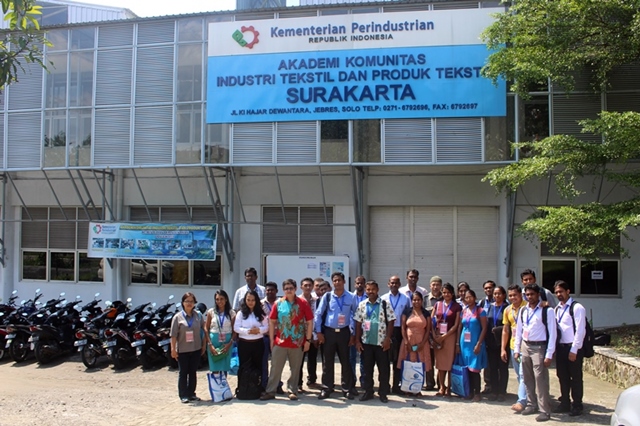 Kunjungan dari PT ATMI - BizDEC dan Dosen dari Sri Lanka