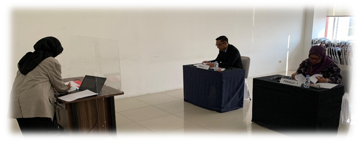 "Memasuki Dunia Profesional: Ujian Laporan Praktik Kerja Lapangan AK-Tekstil Solo Melibatkan Industri Terkemuka"