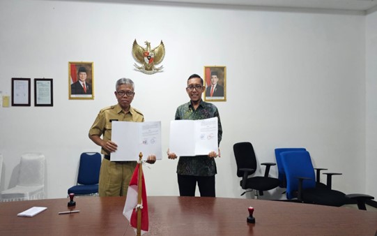 Penandatanganan Perjanjian Kerjasama AK-Tekstil Solo dengan SMK N 2 Karanganyar