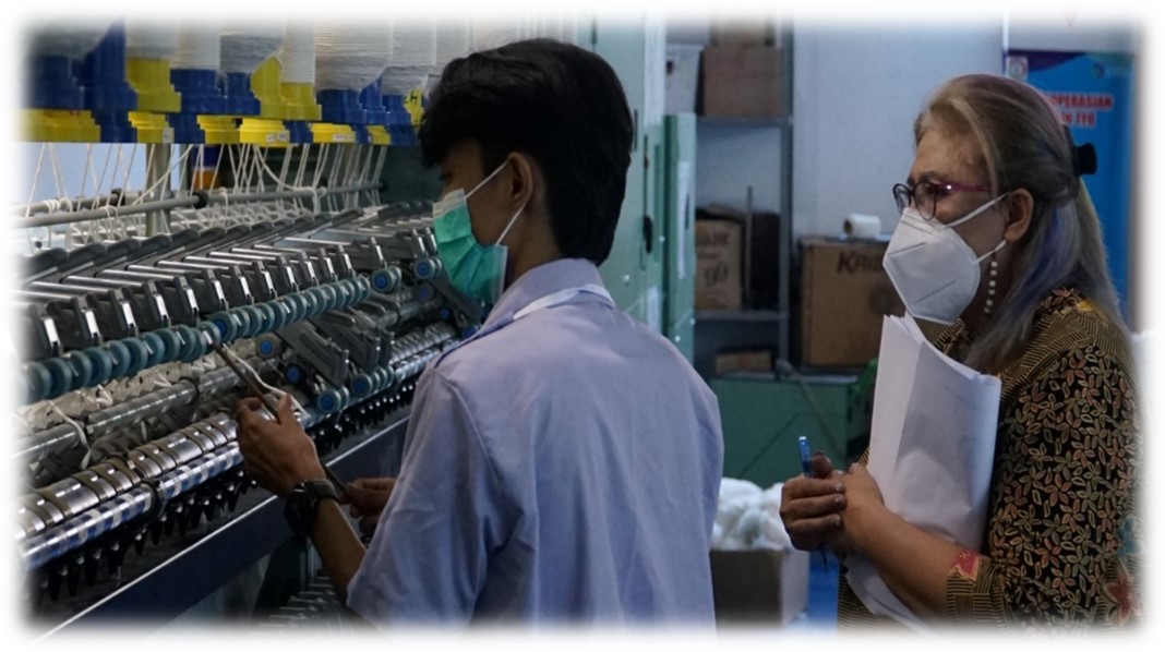 Mahasiswa AK-Tekstil Solo Sukses Hadapi Uji Kompetensi dengan Hasil 100% Kompeten